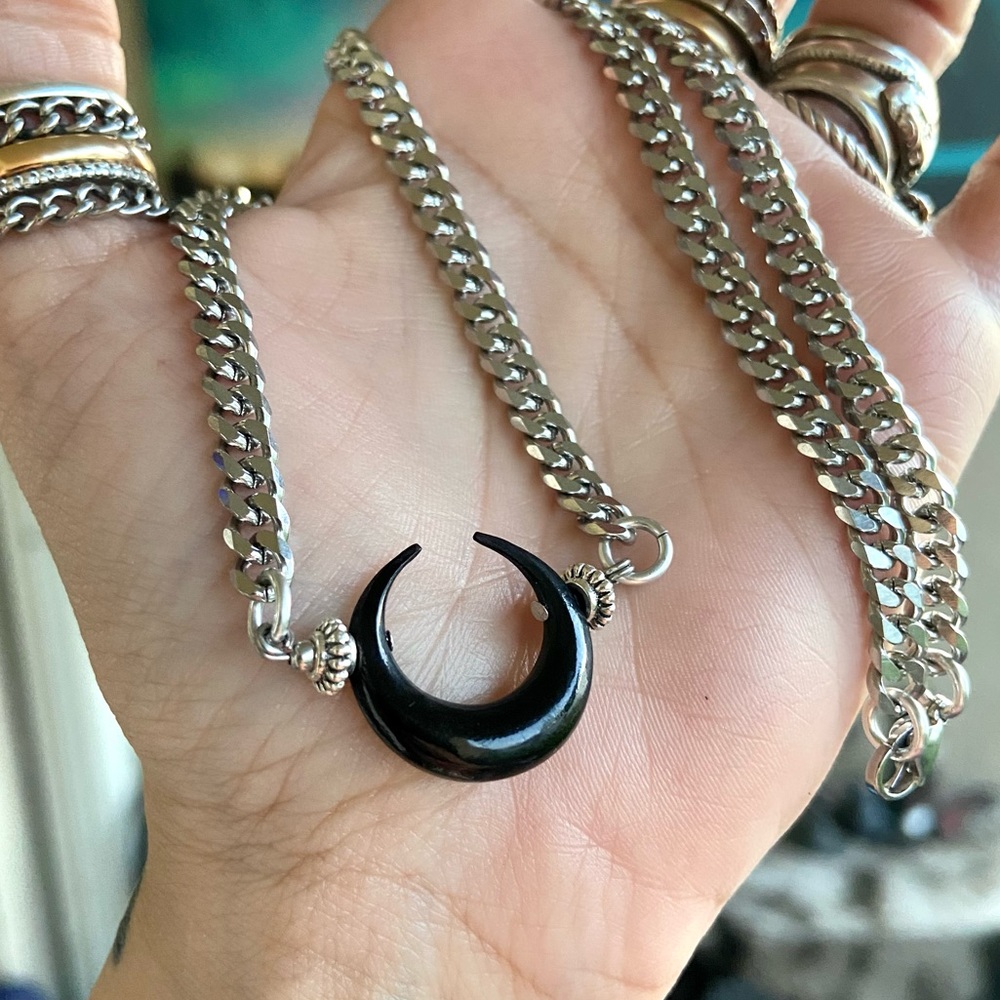 Moon choker necklace . Black buffalo horn carved moon charm . goth boho - Picture 9 of 12